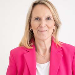 Porträt von Ulrike Farnik